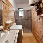 Zarlett House, Pazari Ri ,villa With Garden,parking Casa vacanze Tirana